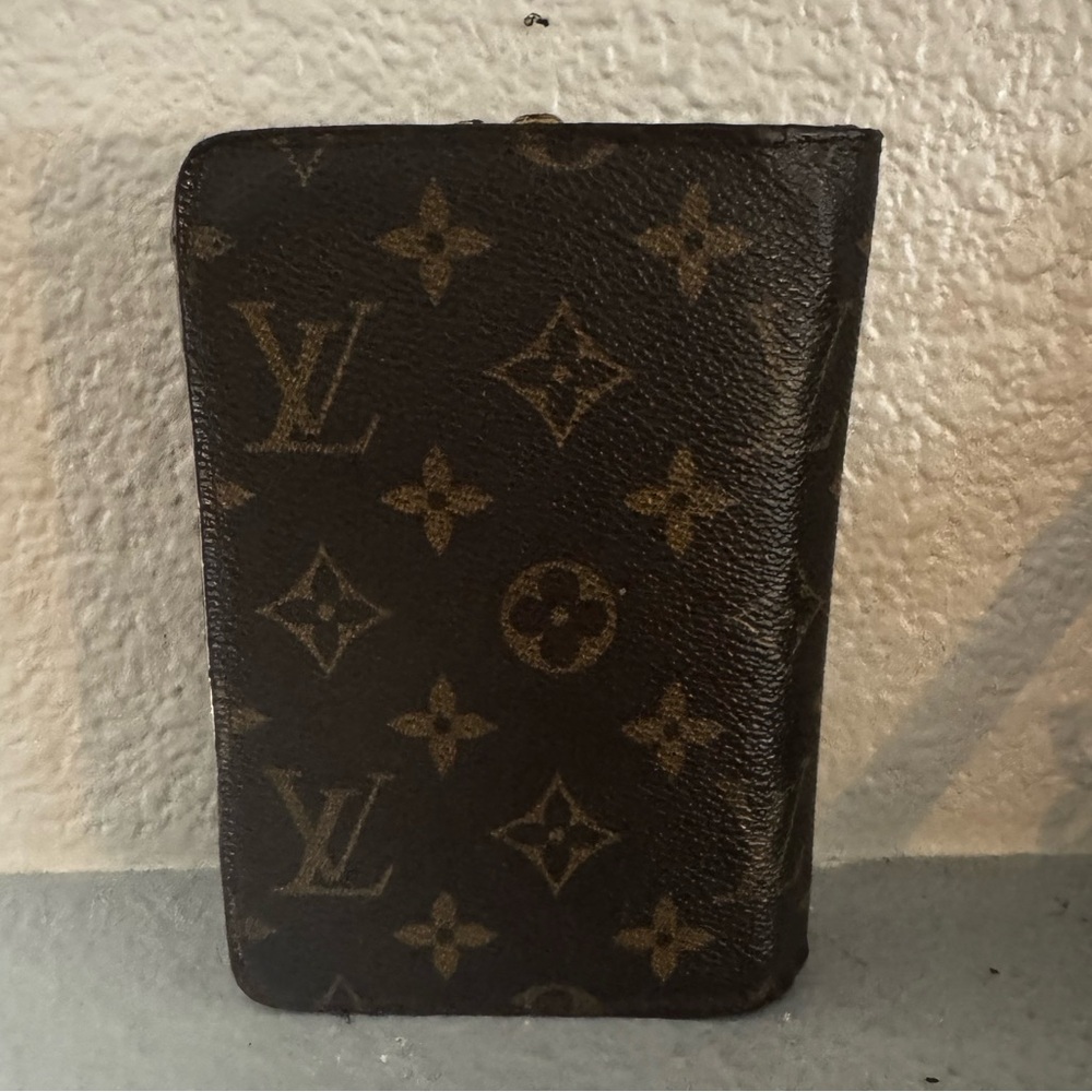 Louis Vuitton Porto Papier Zip Bi-Fold Wallet Monogram& id 🪪 holder - Picture 3 of 17